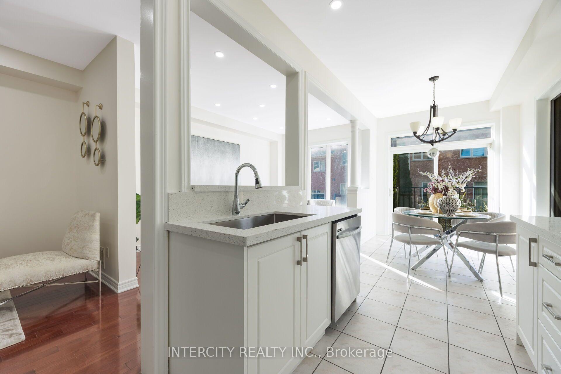 Photo 20 of 50 Royal Vista Road, Brampton, Bram West — HOMEH