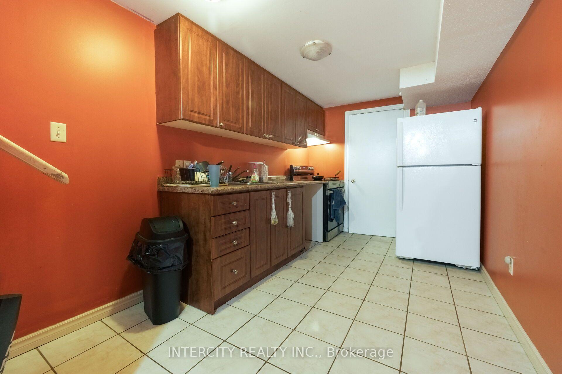 Photo 41 of 50 Royal Vista Road, Brampton, Bram West — HOMEH