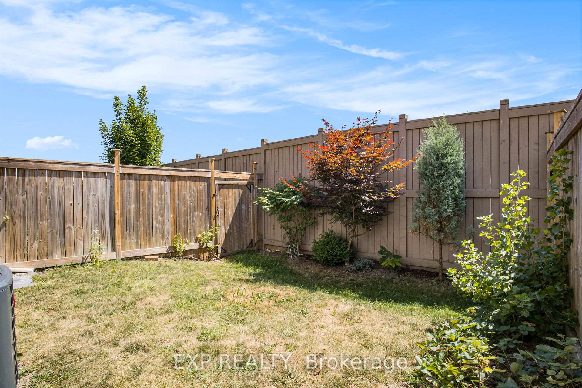 Photo 12 of 331 Willow Aster Circle, Ottawa, Avalon West — HOMEH