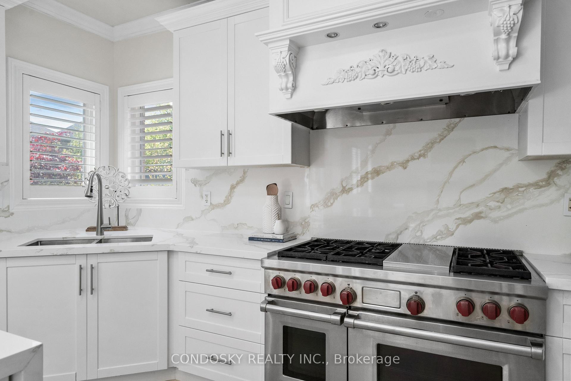 Photo 13 of 3322 Fox Run Circle, Oakville, Bronte — HOMEH