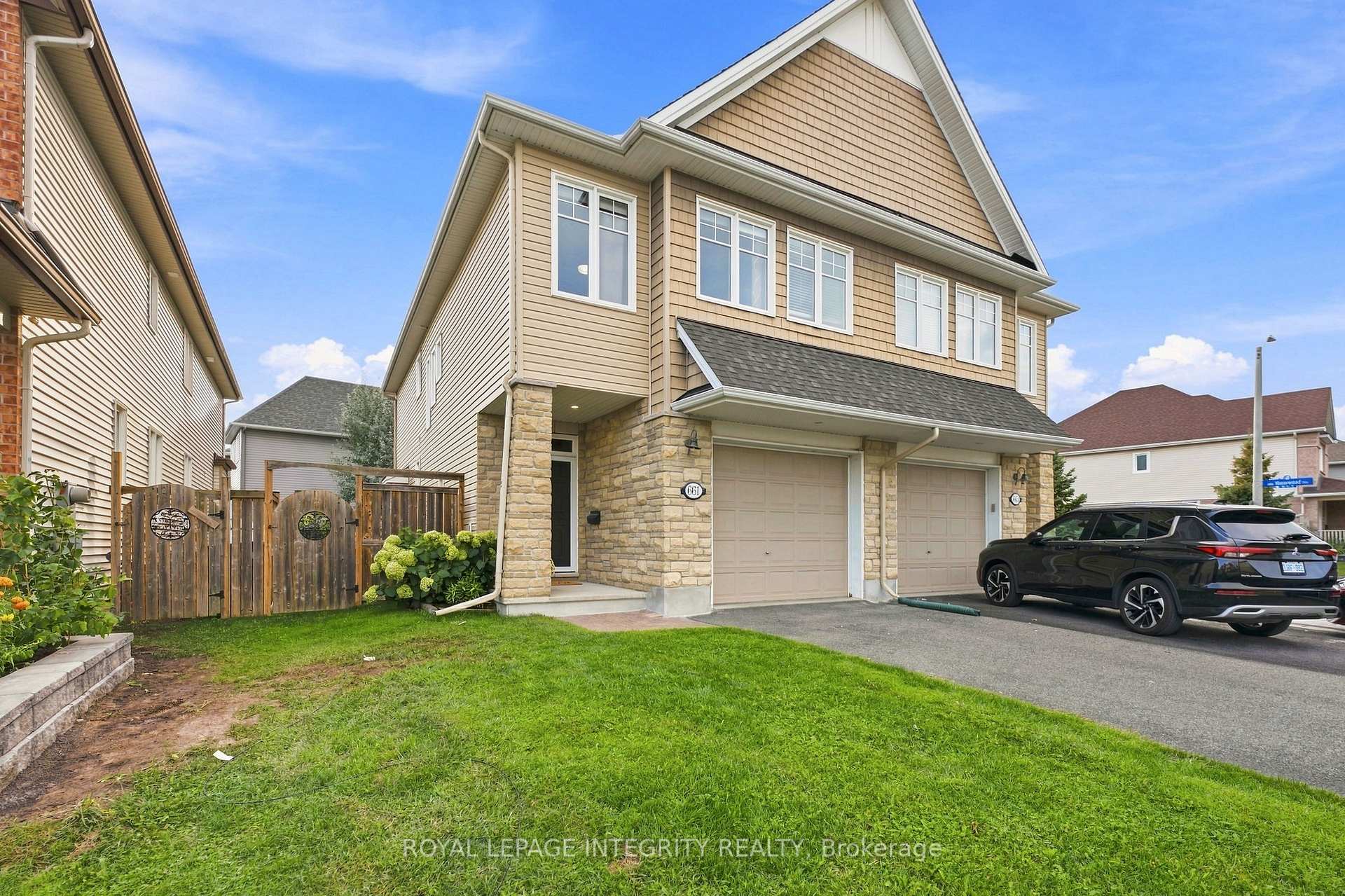 Photo 2 of 661 Willowmere Way, Ottawa, Blossom Park/Kemp Park/Findlay Creek — HOMEH