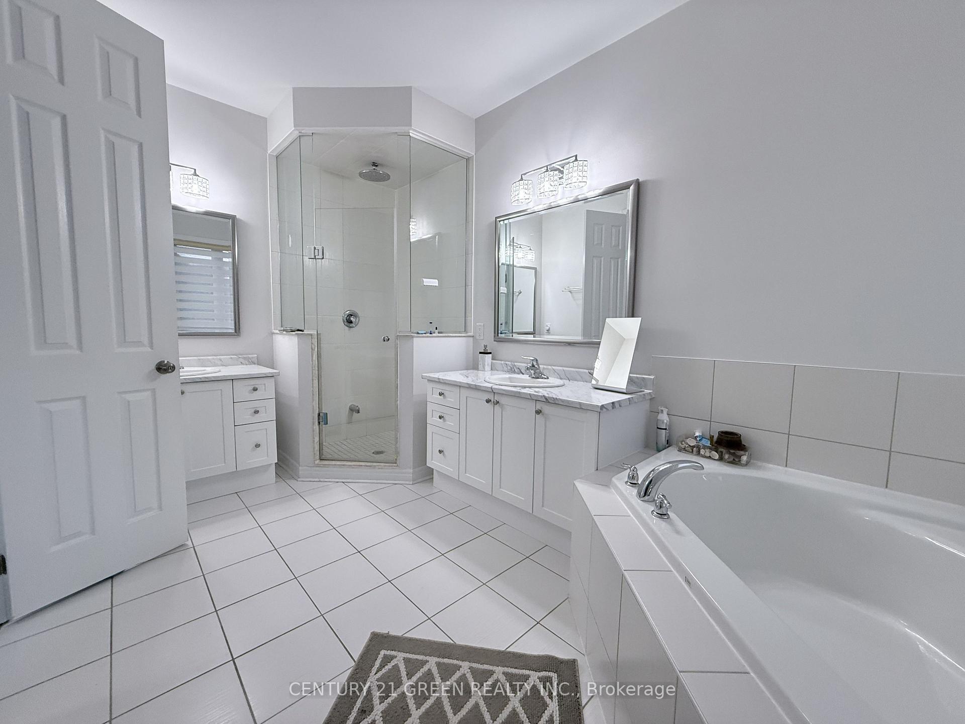 Photo 24 of Unit Upper, 43 Black Diamond Crescent, Brampton, Credit Valley — HOMEH