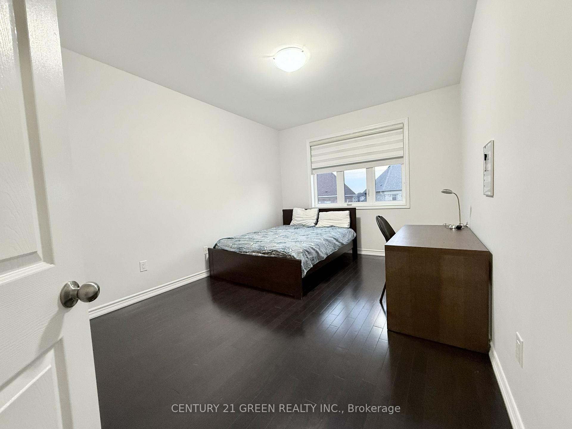 Photo 25 of Unit Upper, 43 Black Diamond Crescent, Brampton, Credit Valley — HOMEH