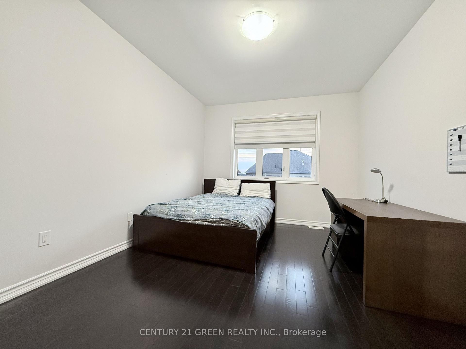 Photo 26 of Unit Upper, 43 Black Diamond Crescent, Brampton, Credit Valley — HOMEH