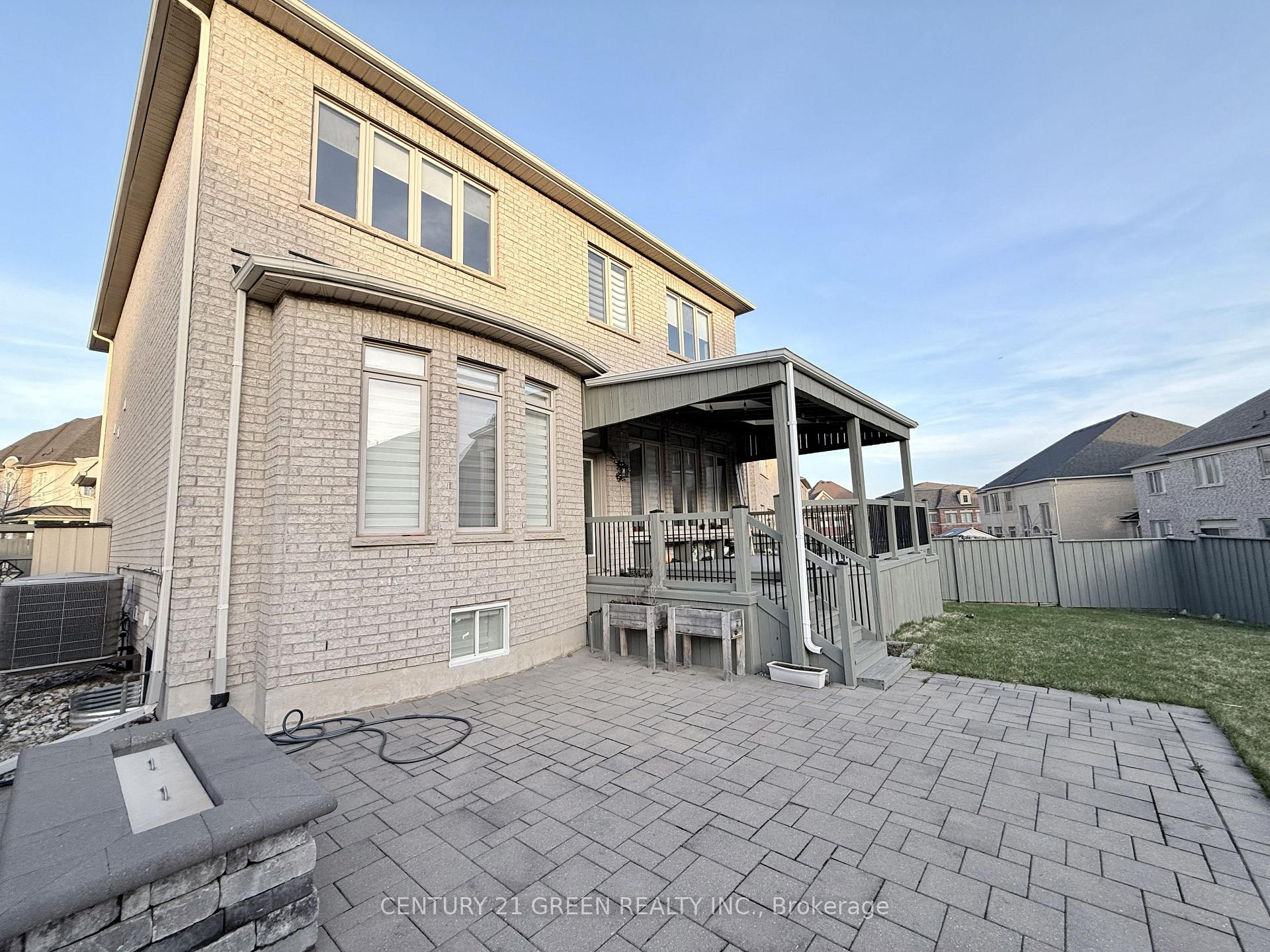 Photo 39 of Unit Upper, 43 Black Diamond Crescent, Brampton, Credit Valley — HOMEH