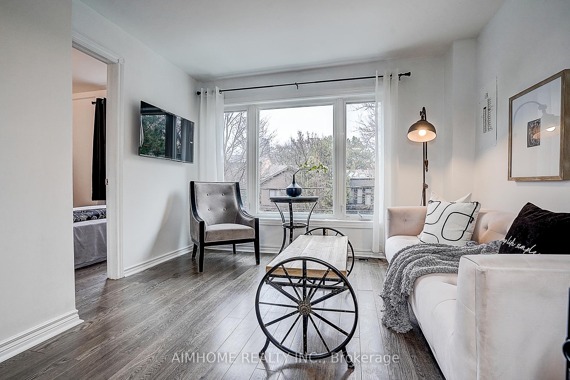 Photo 9 of Unit Unit 2, 212 Milan Street, Toronto, Moss Park — HOMEH
