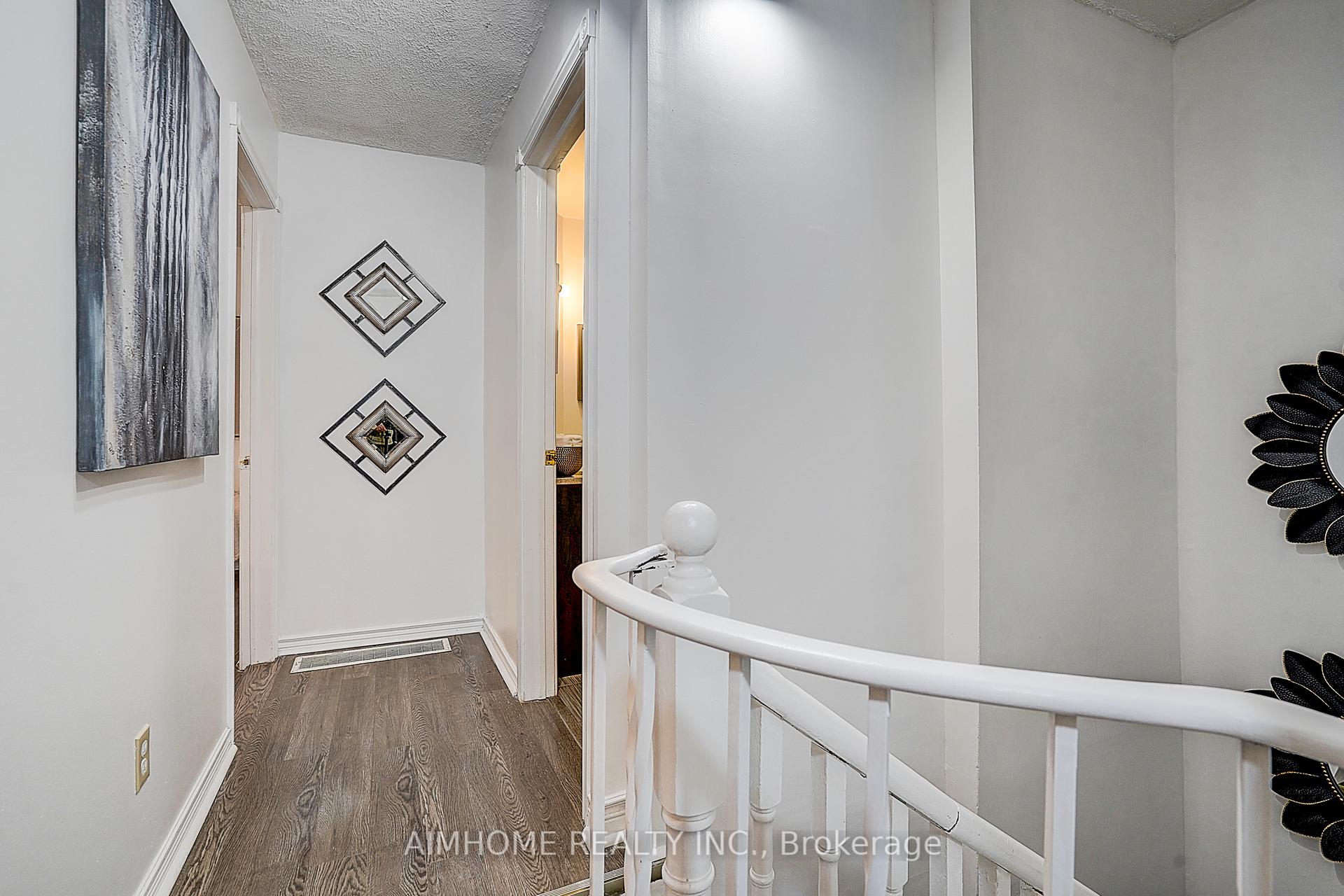 Photo 11 of Unit Unit 2, 212 Milan Street, Toronto, Moss Park — HOMEH