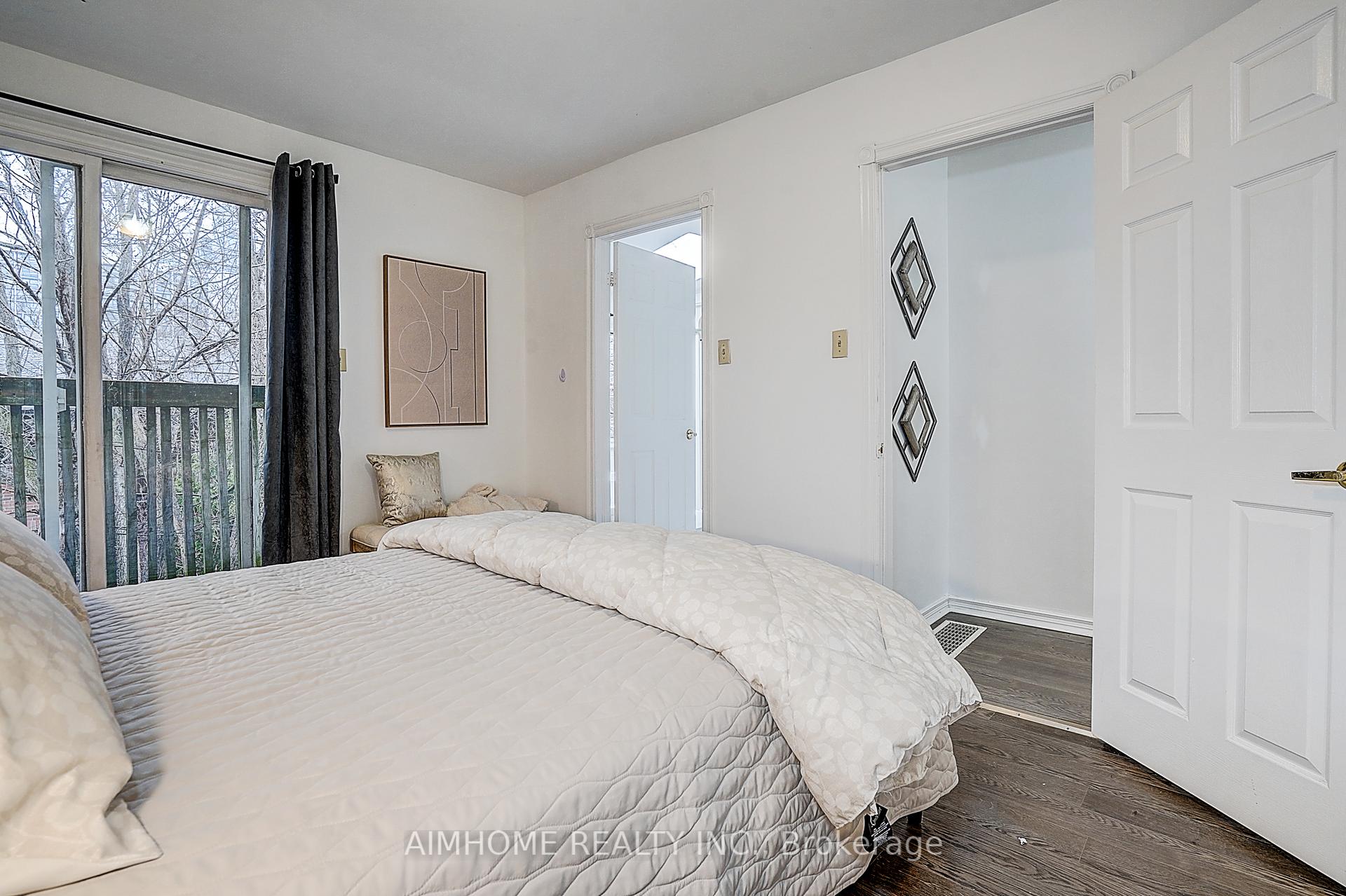 Photo 22 of Unit Unit 2, 212 Milan Street, Toronto, Moss Park — HOMEH