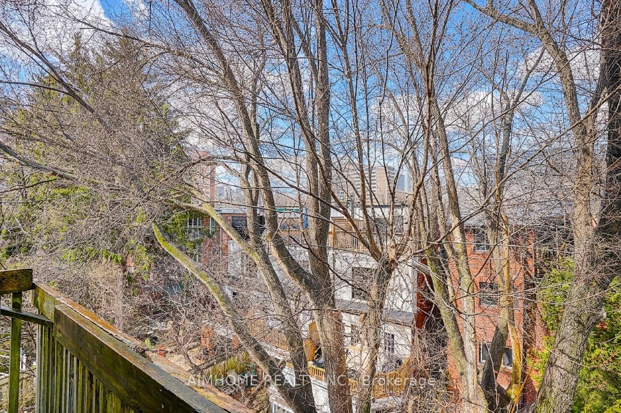 Photo 35 of Unit Unit 2, 212 Milan Street, Toronto, Moss Park — HOMEH