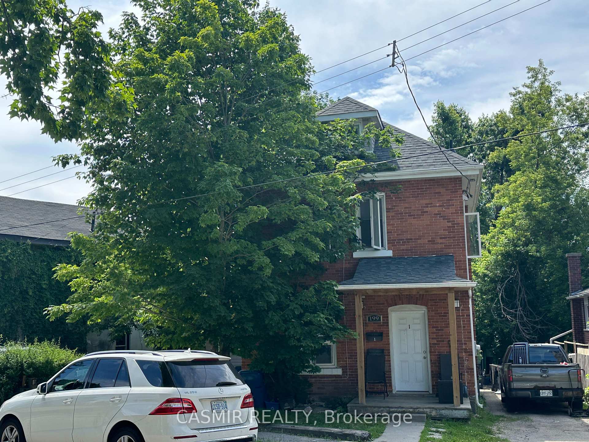 Photo of 199 Nottawasaga Street