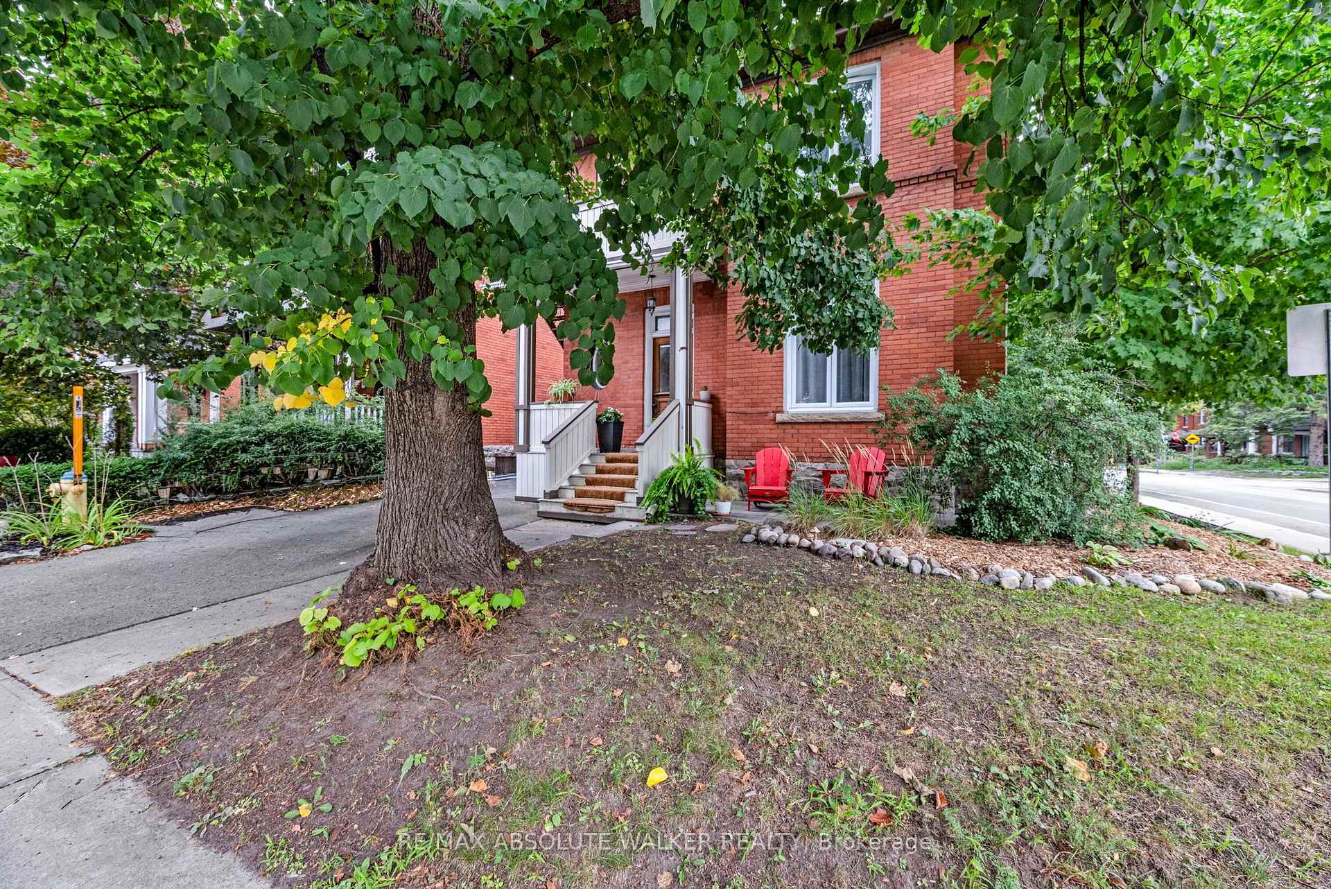 Photo 7 of 120 Strathcona Avenue, Ottawa, Glebe — HOMEH