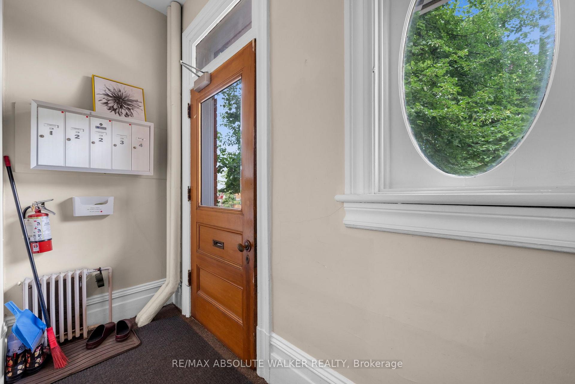 Photo 8 of 120 Strathcona Avenue, Ottawa, Glebe — HOMEH