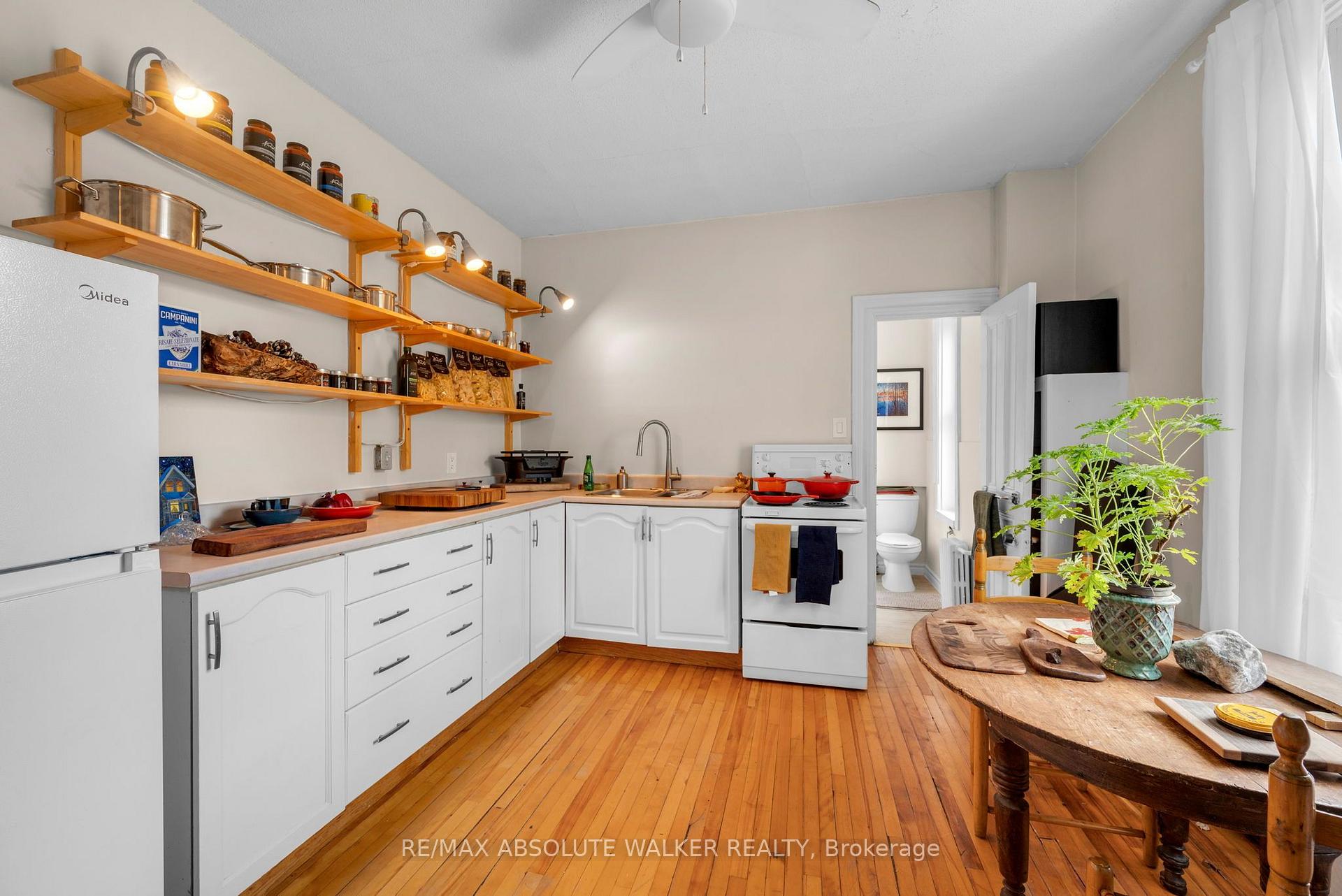Photo 16 of 120 Strathcona Avenue, Ottawa, Glebe — HOMEH