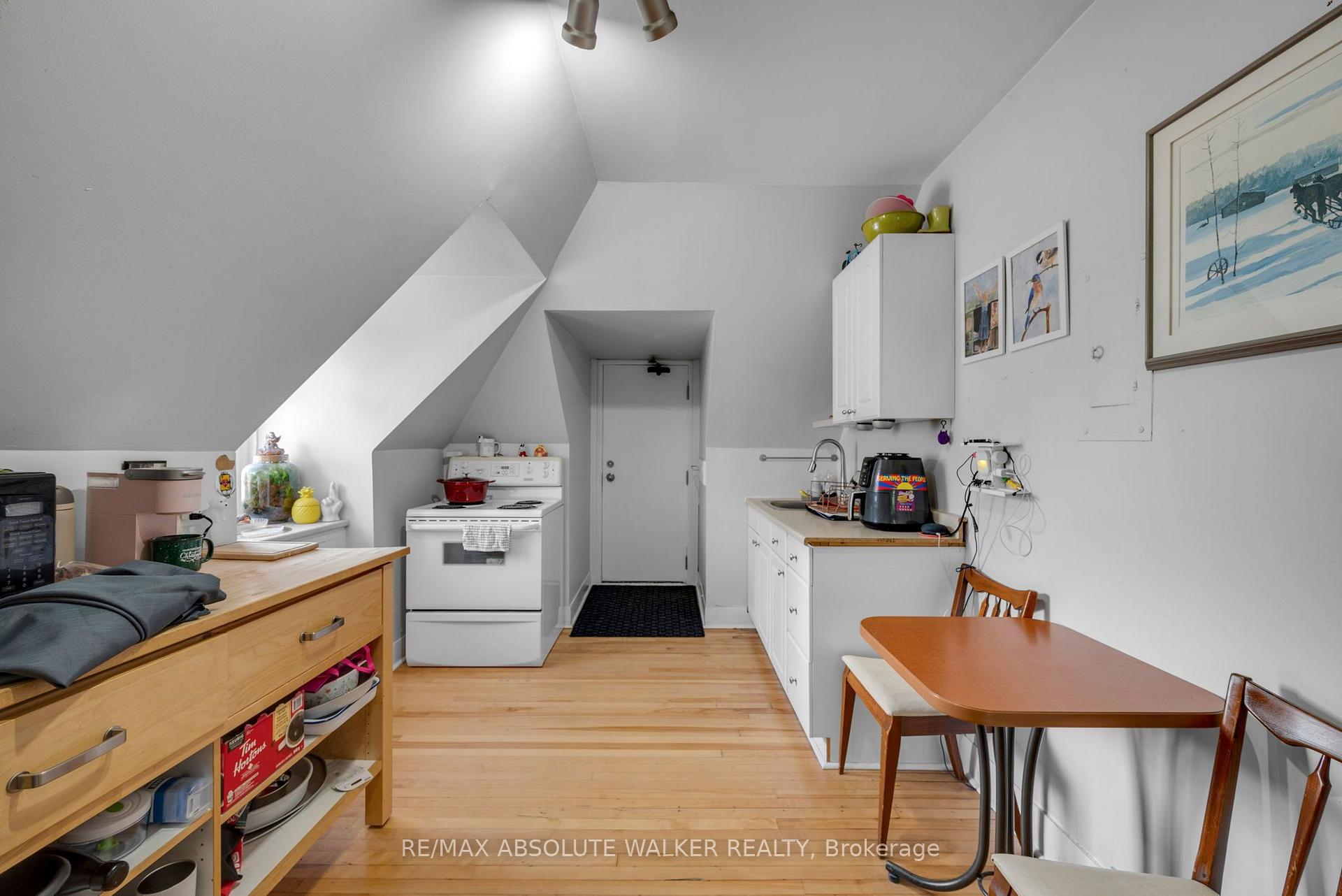 Photo 29 of 120 Strathcona Avenue, Ottawa, Glebe — HOMEH