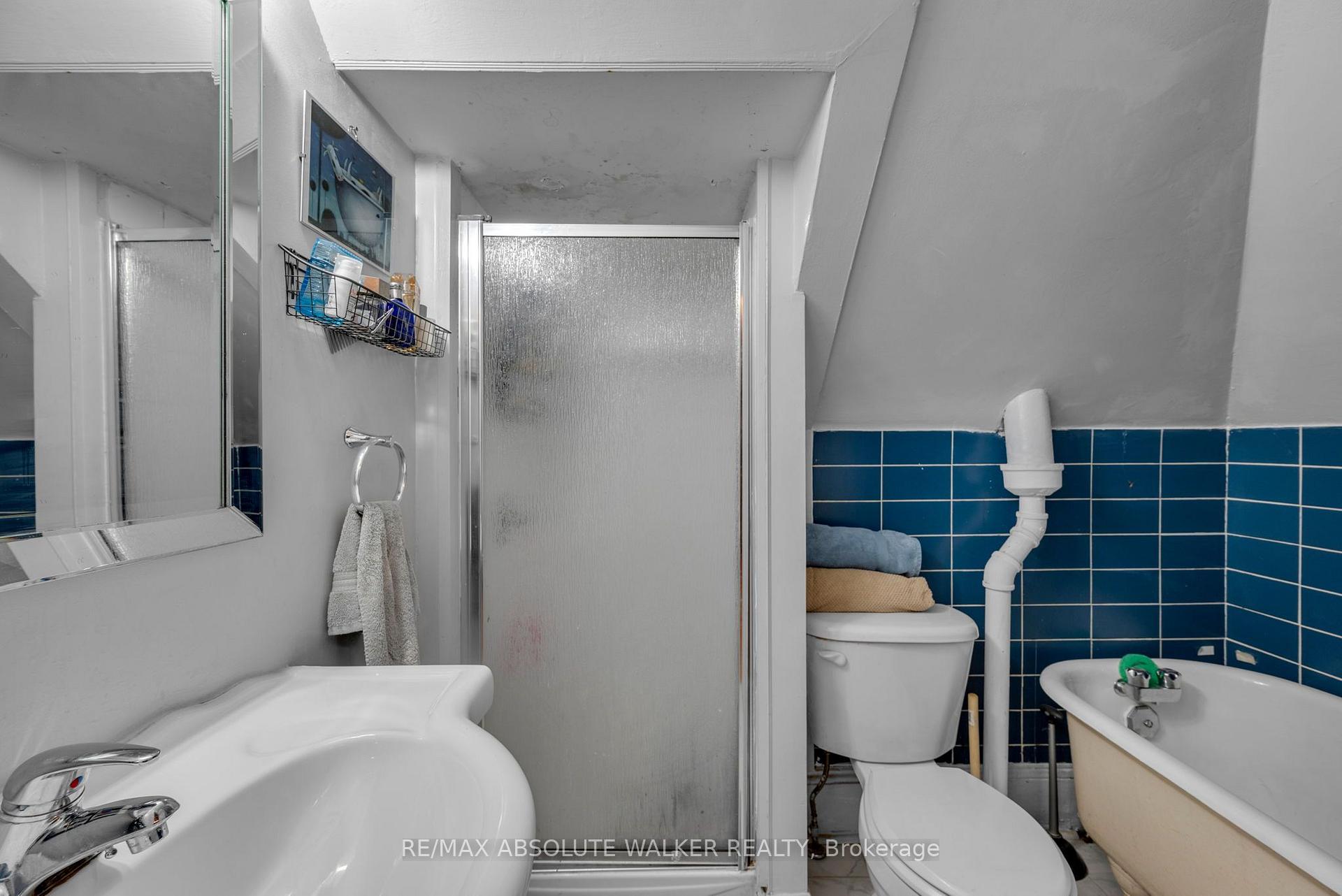 Photo 49 of 120 Strathcona Avenue, Ottawa, Glebe — HOMEH