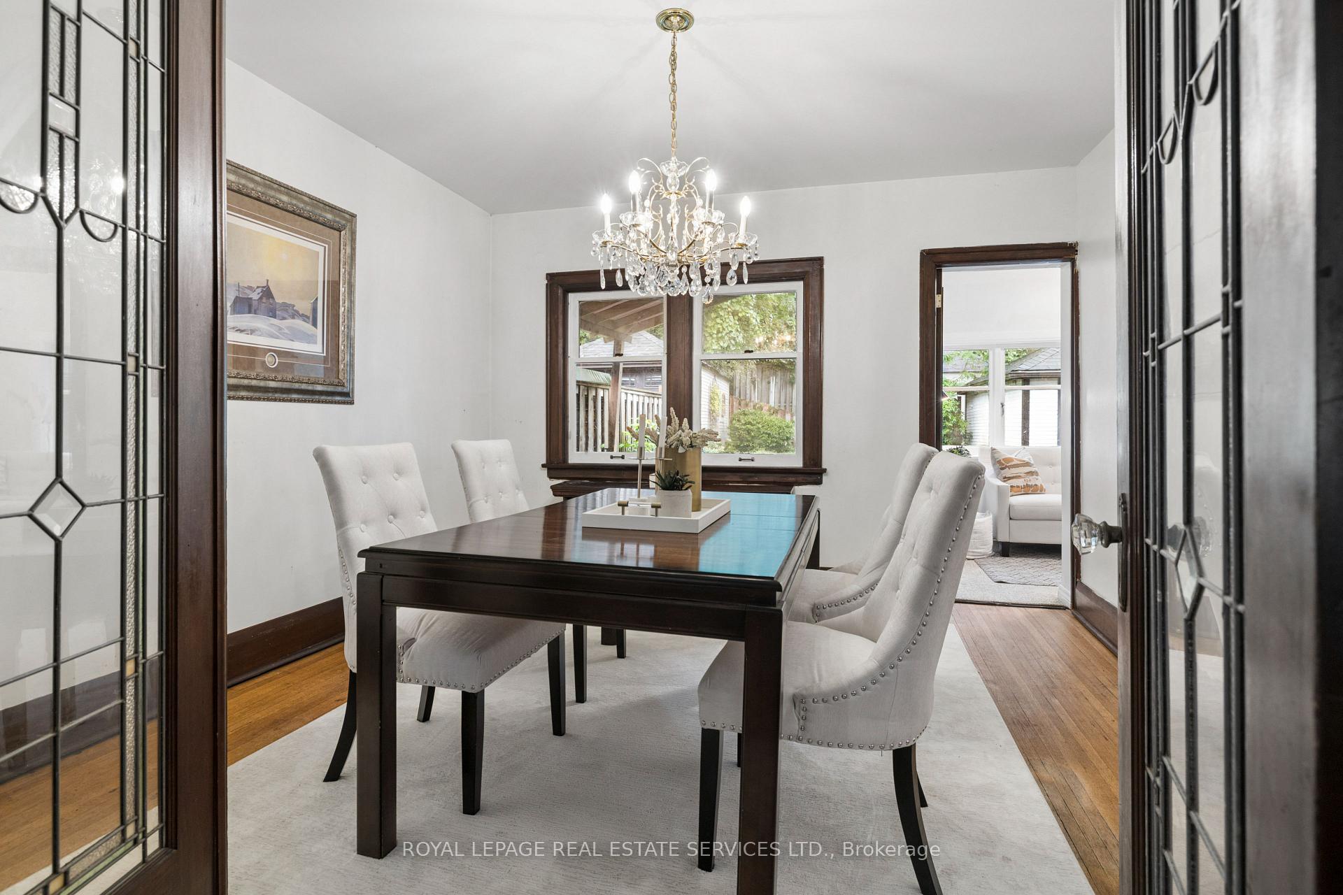 Photo 6 of 87 Riverview Gardens, Toronto, Lambton Baby Point — HOMEH