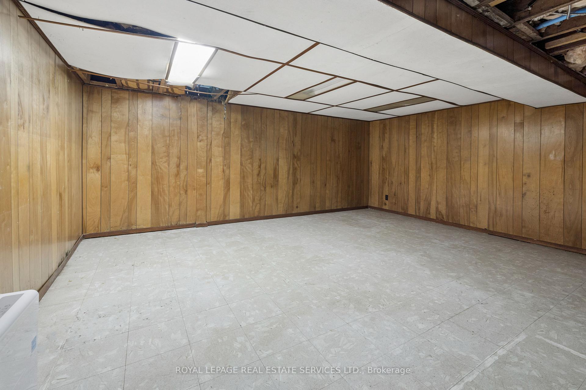 Photo 16 of 87 Riverview Gardens, Toronto, Lambton Baby Point — HOMEH