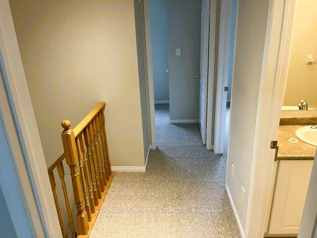 Photo 11 of 872 Oaktree Crescent, Newmarket, Summerhill Estates — HOMEH