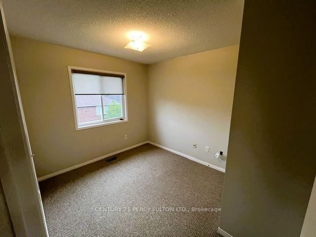 Photo 18 of 872 Oaktree Crescent, Newmarket, Summerhill Estates — HOMEH