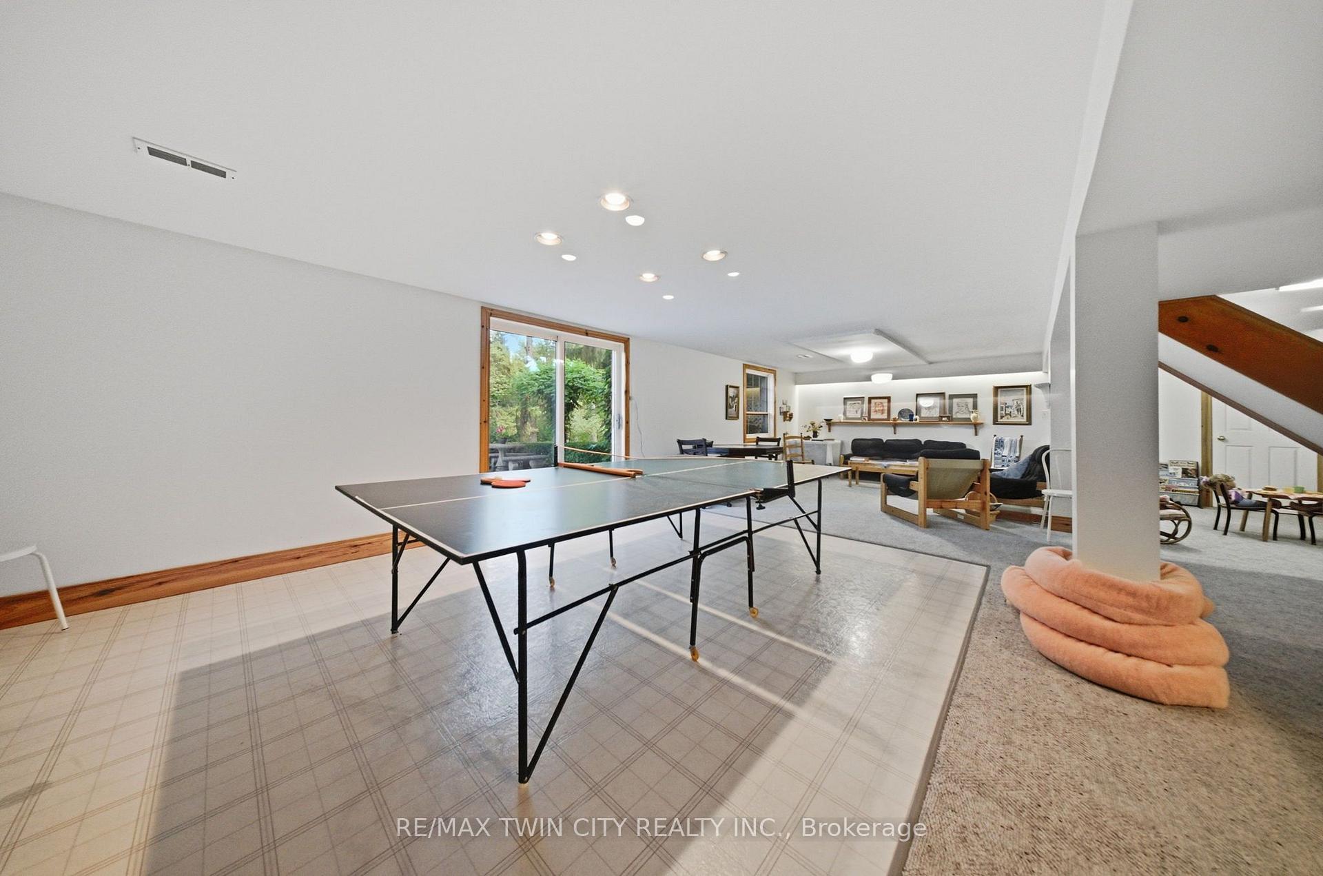 Photo 33 of 12 Highland Drive, Brant, Brantford Twp — HOMEH