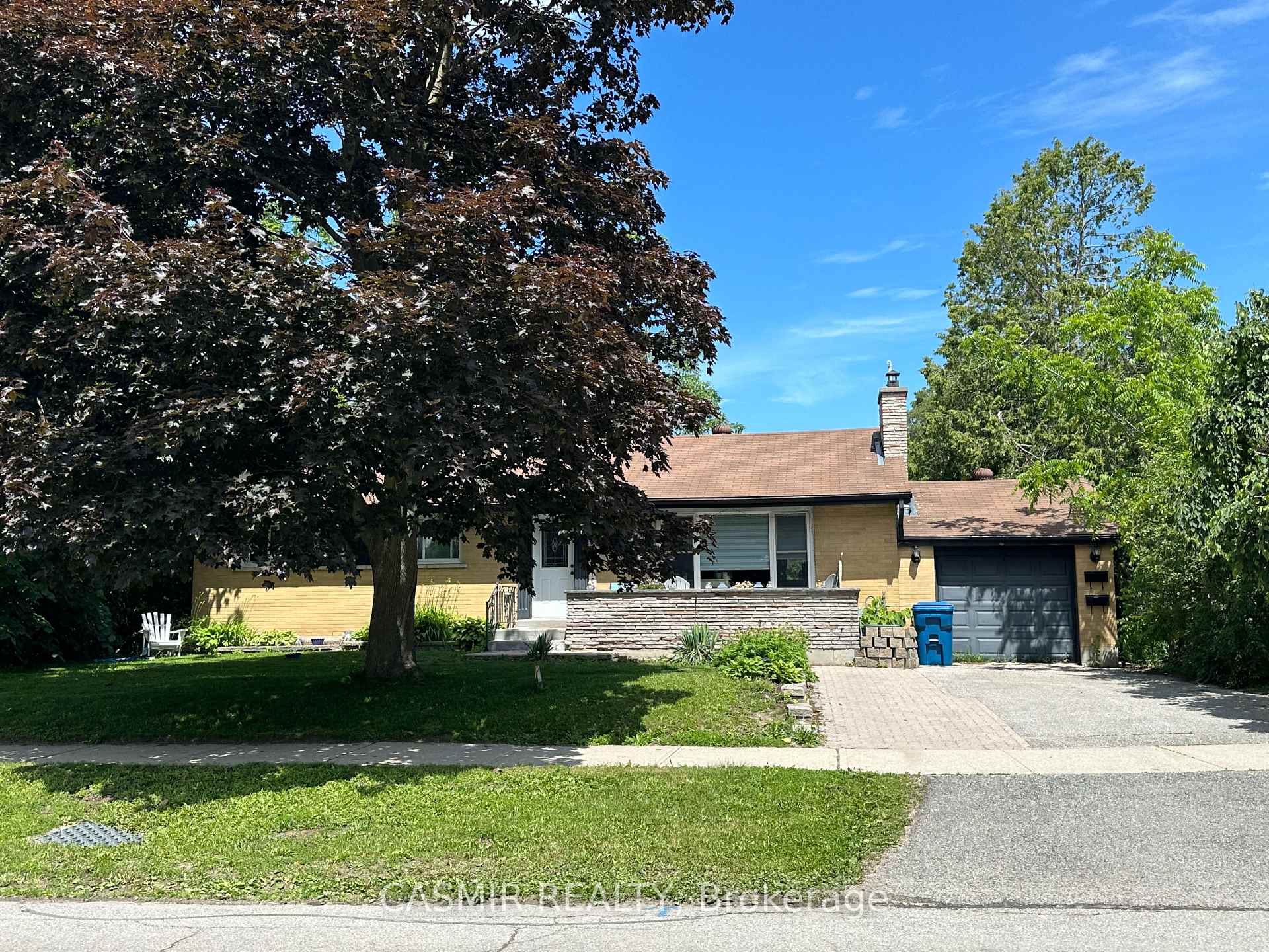 Photo of 134 North Street W