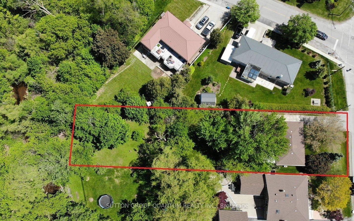 Photo 3 of 499 Valley Drive N, Oakville, West — HOMEH