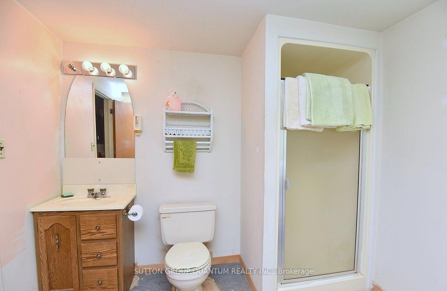 Photo 24 of 499 Valley Drive N, Oakville, West — HOMEH