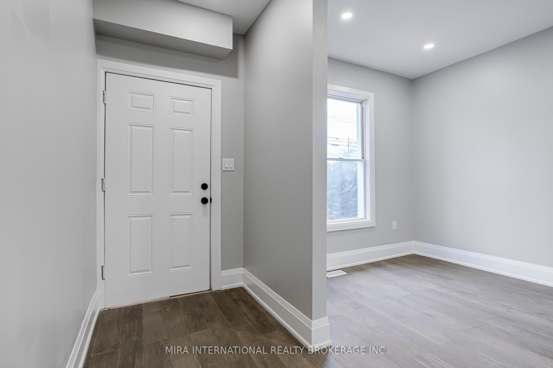 Photo 2 of Unit A, 495 Ferguson Avenue, Hamilton, North End — HOMEH
