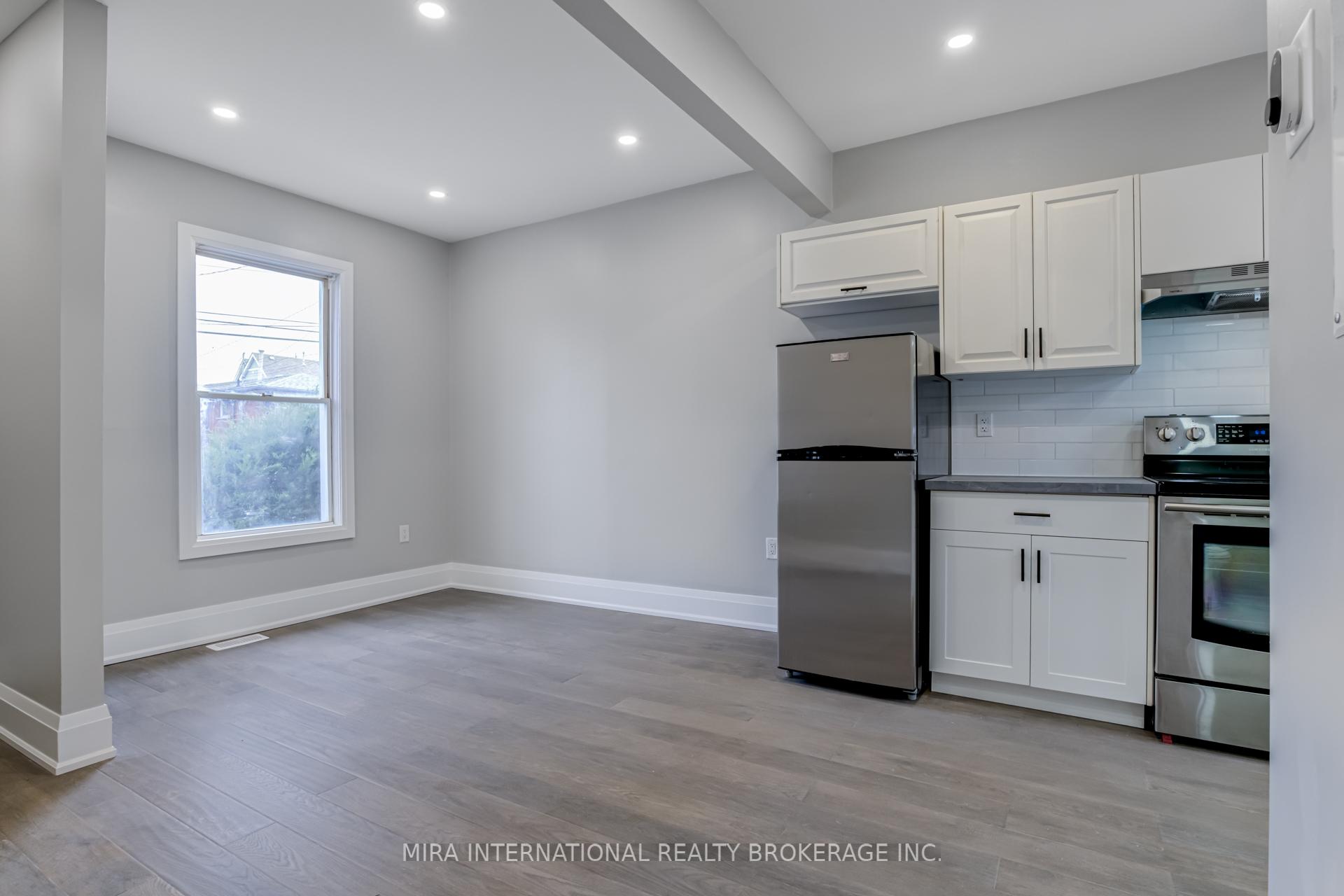 Photo 4 of Unit A, 495 Ferguson Avenue, Hamilton, North End — HOMEH