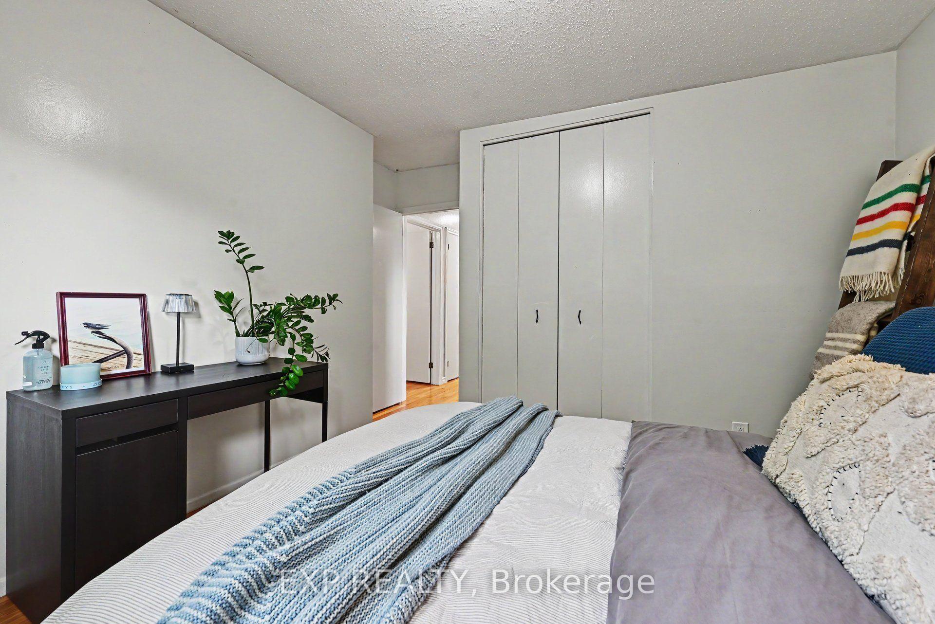 Photo 21 of 2385 Walkley Road, Ottawa, Hawthorne Meadows — HOMEH