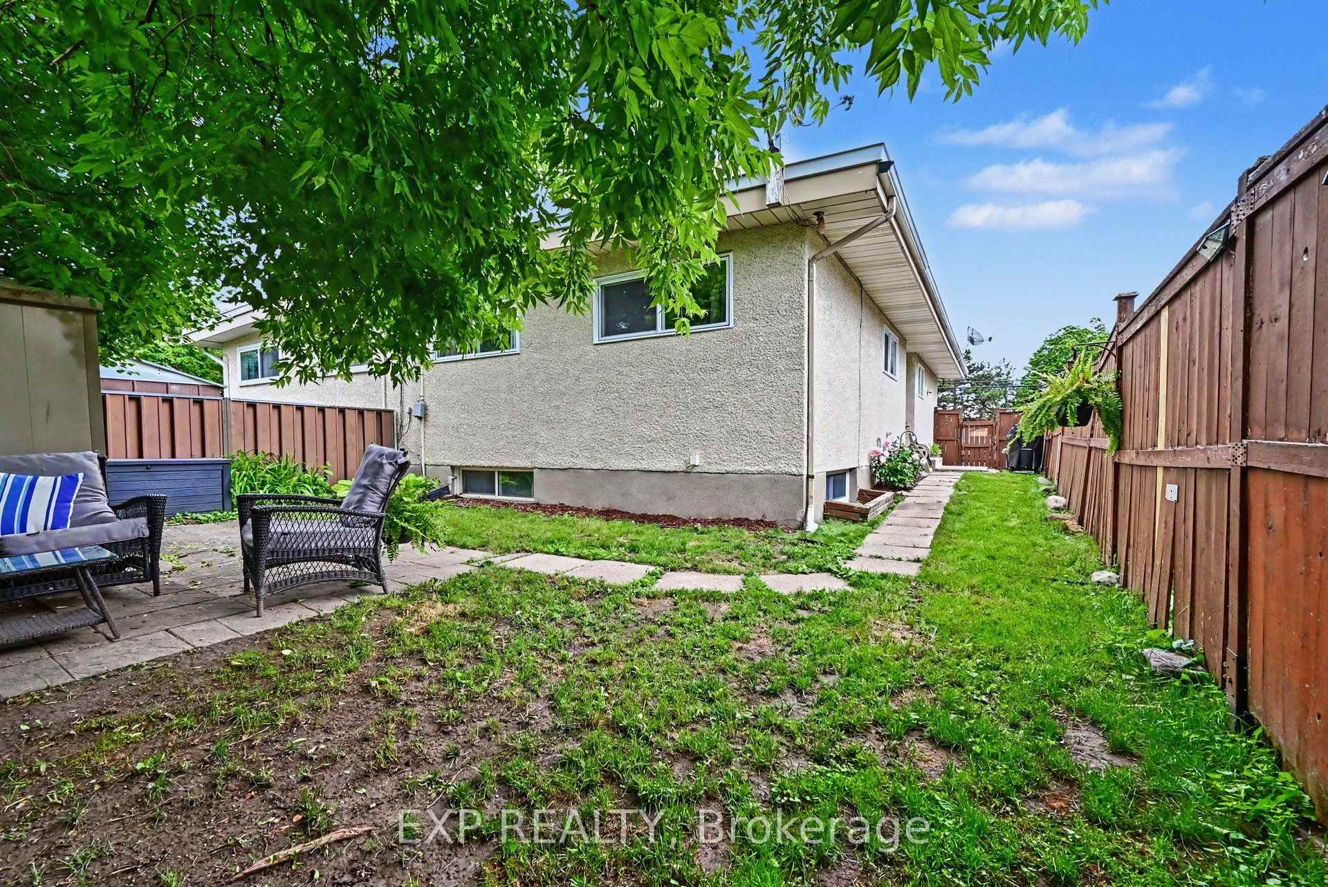 Photo 31 of 2385 Walkley Road, Ottawa, Hawthorne Meadows — HOMEH