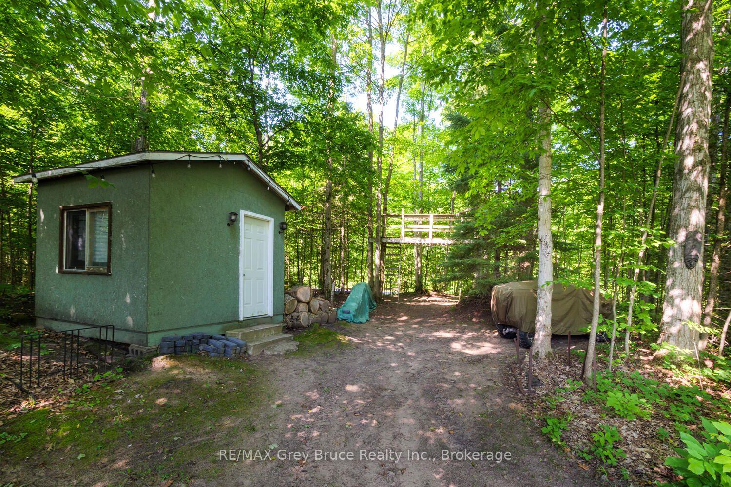 Photo 29 of 32 Sugarbush Road, South Bruce Peninsula — HOMEH