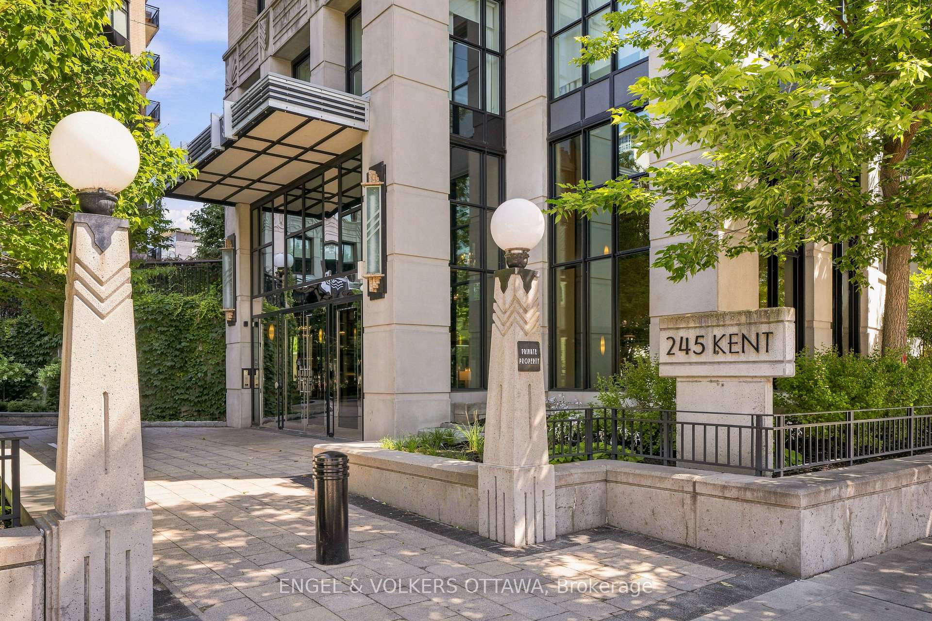 Photo 1 of Unit 1009, 245 Kent Street, Ottawa, Ottawa Centre — HOMEH