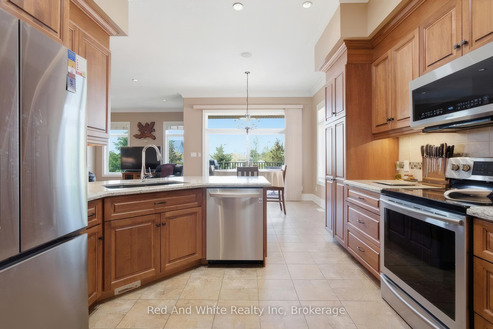 Photo 13 of 119 Gerber Meadows Drive, Wellesley — HOMEH