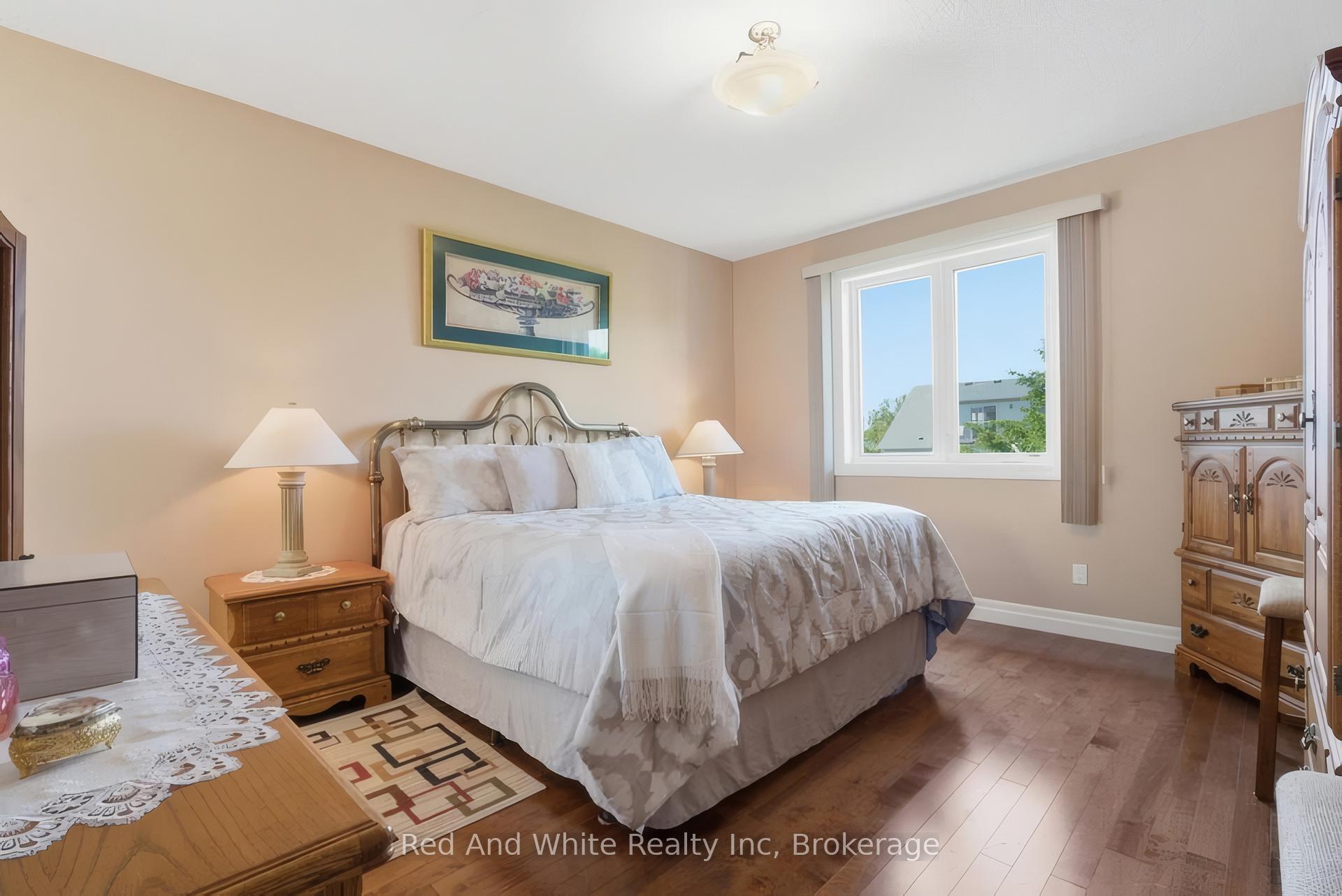 Photo 19 of 119 Gerber Meadows Drive, Wellesley — HOMEH