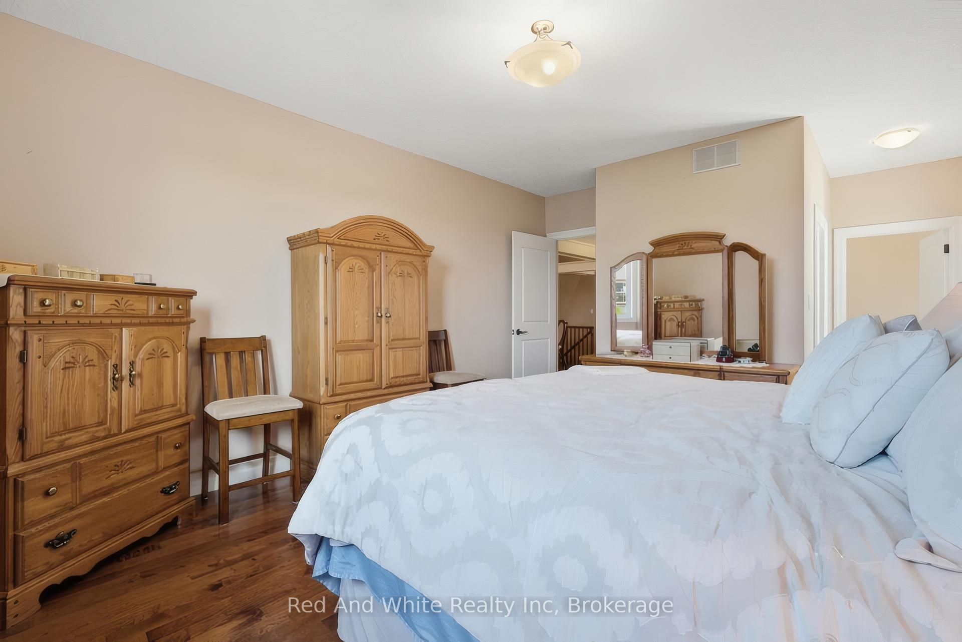 Photo 20 of 119 Gerber Meadows Drive, Wellesley — HOMEH
