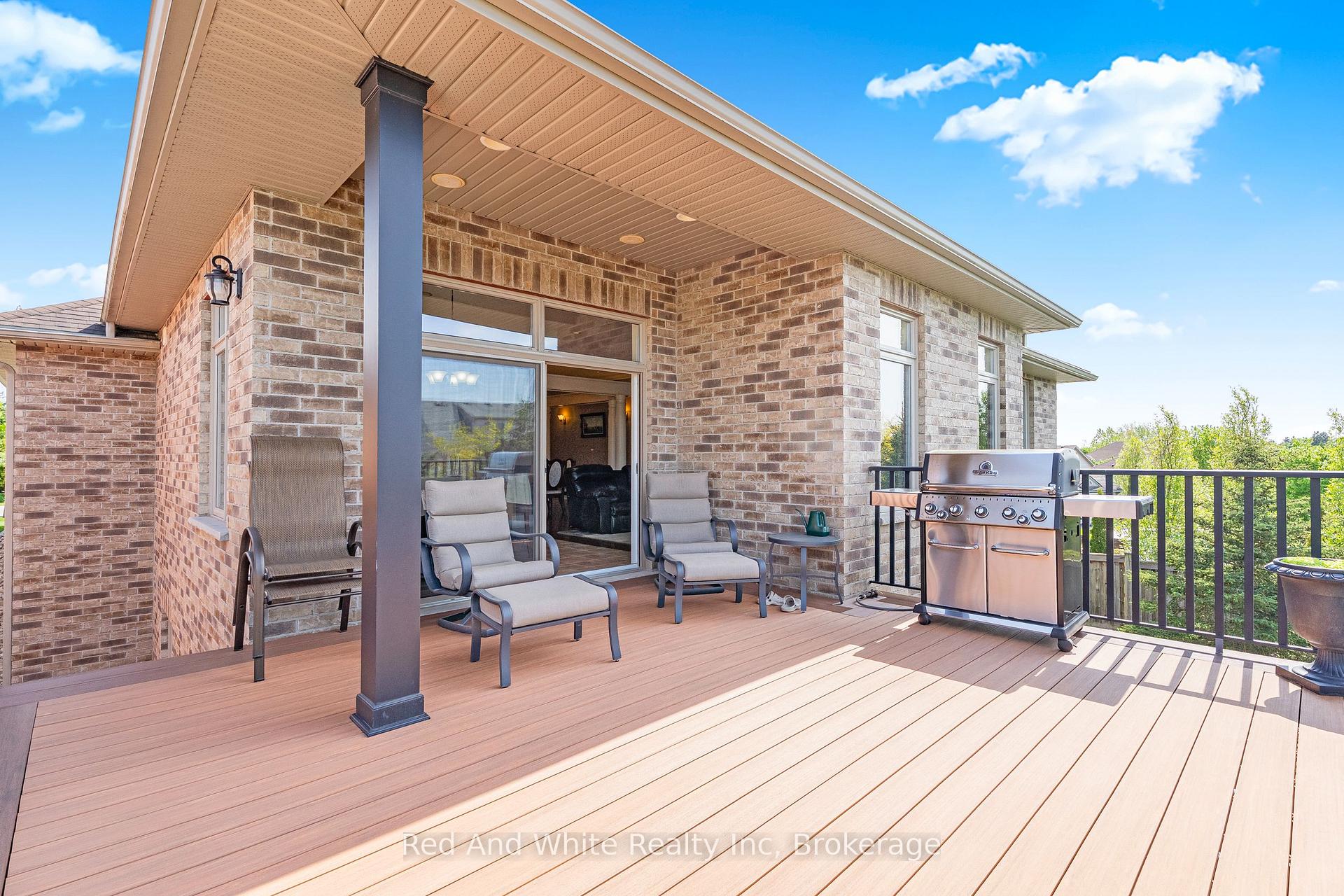 Photo 27 of 119 Gerber Meadows Drive, Wellesley — HOMEH