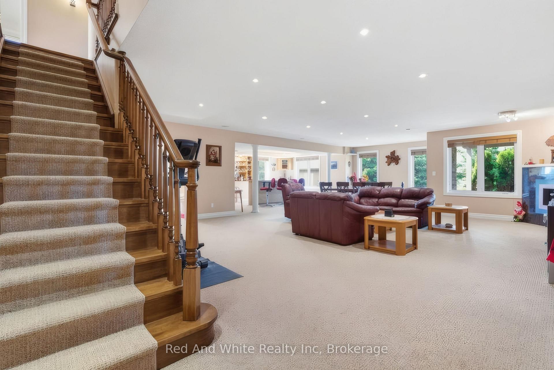 Photo 28 of 119 Gerber Meadows Drive, Wellesley — HOMEH