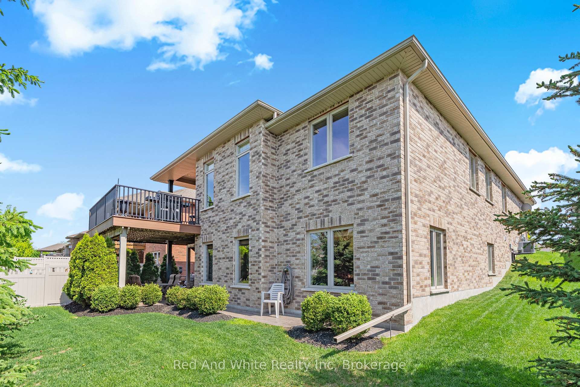 Photo 42 of 119 Gerber Meadows Drive, Wellesley — HOMEH