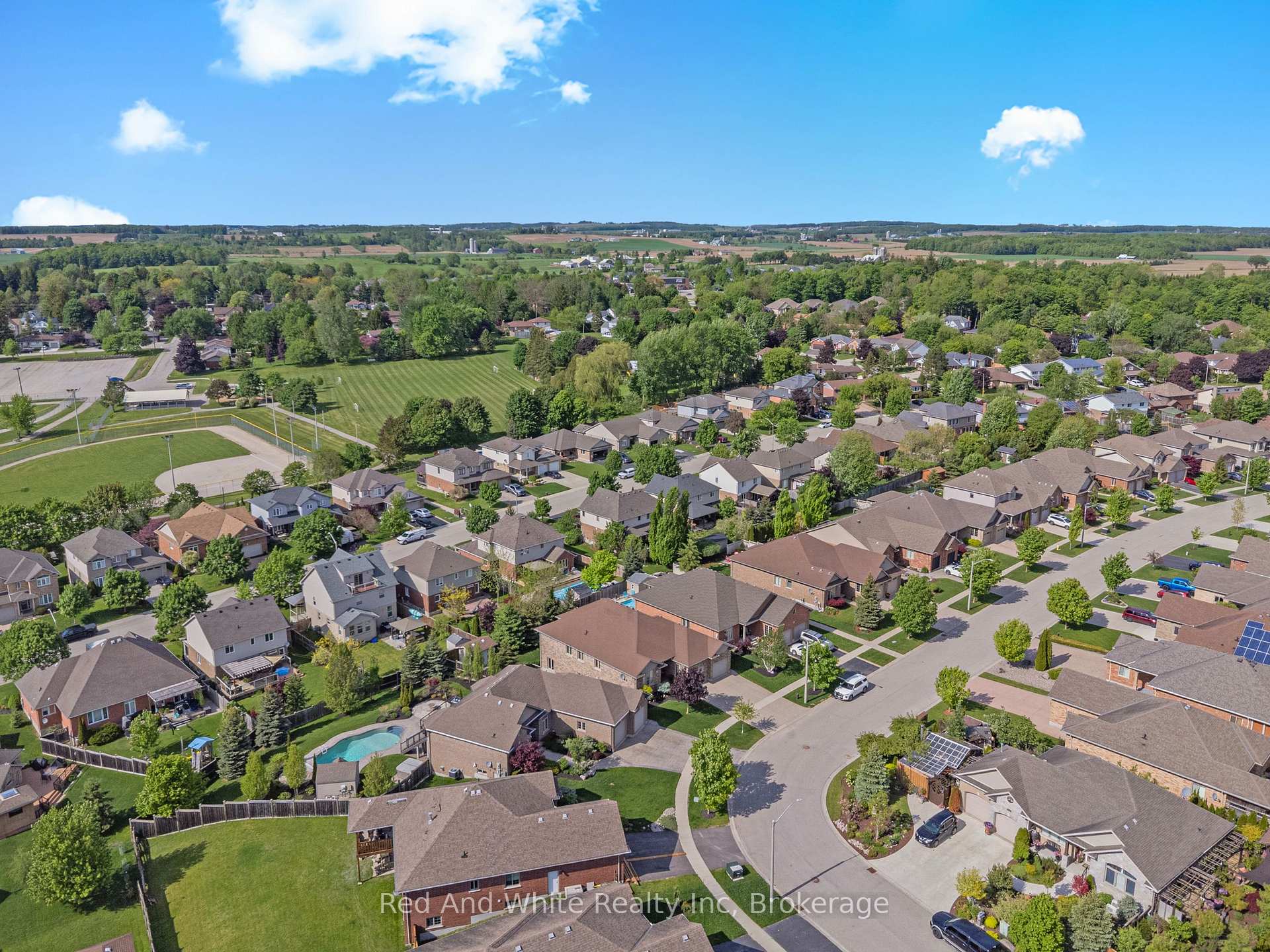 Photo 45 of 119 Gerber Meadows Drive, Wellesley — HOMEH