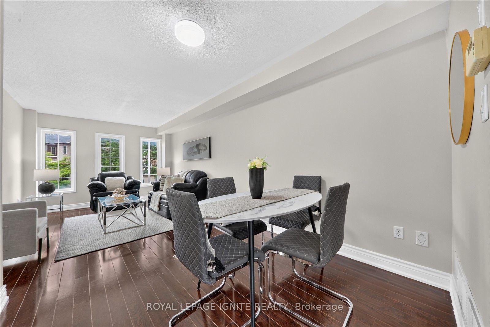 Photo 6 of 135 Conn Smythe Drive, Scarborough, Scarborough Village — HOMEH