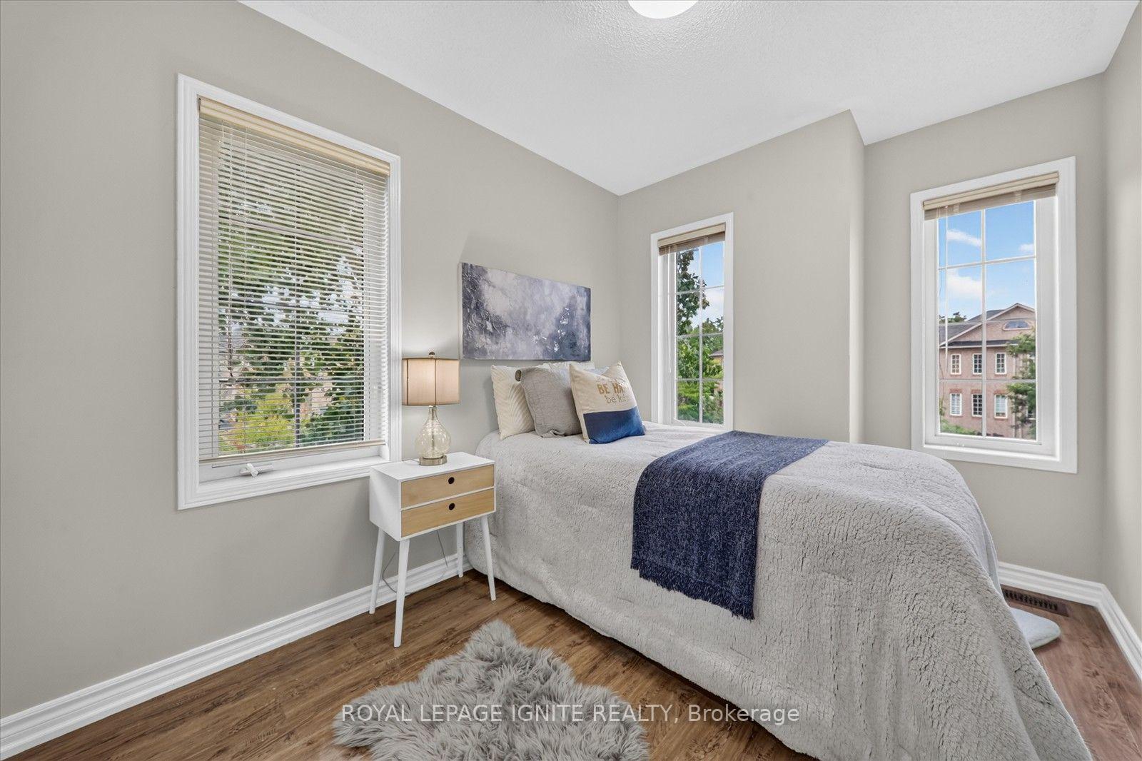 Photo 21 of 135 Conn Smythe Drive, Scarborough, Scarborough Village — HOMEH