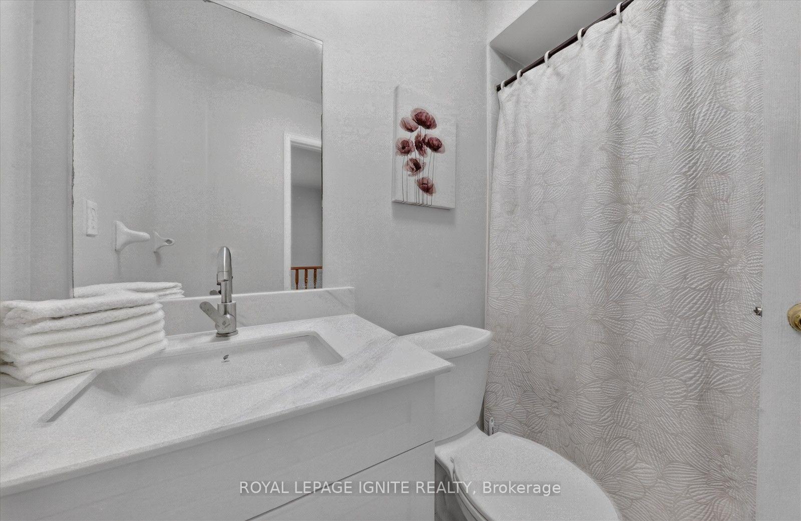 Photo 23 of 135 Conn Smythe Drive, Scarborough, Scarborough Village — HOMEH