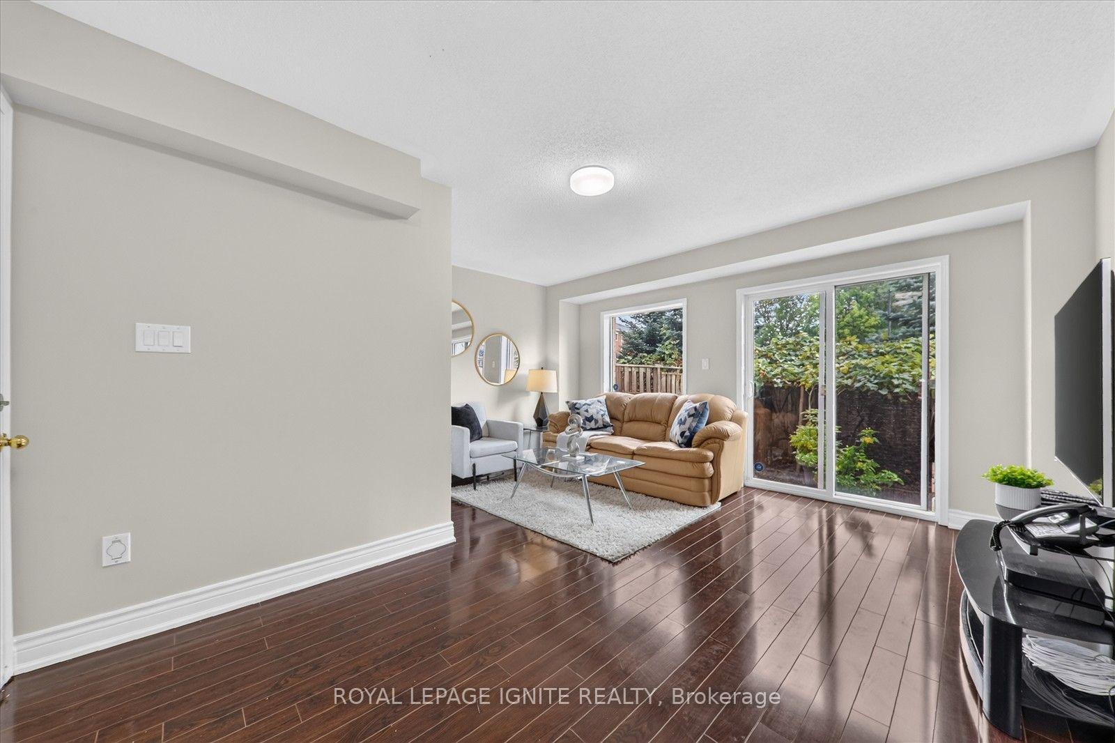 Photo 26 of 135 Conn Smythe Drive, Scarborough, Scarborough Village — HOMEH