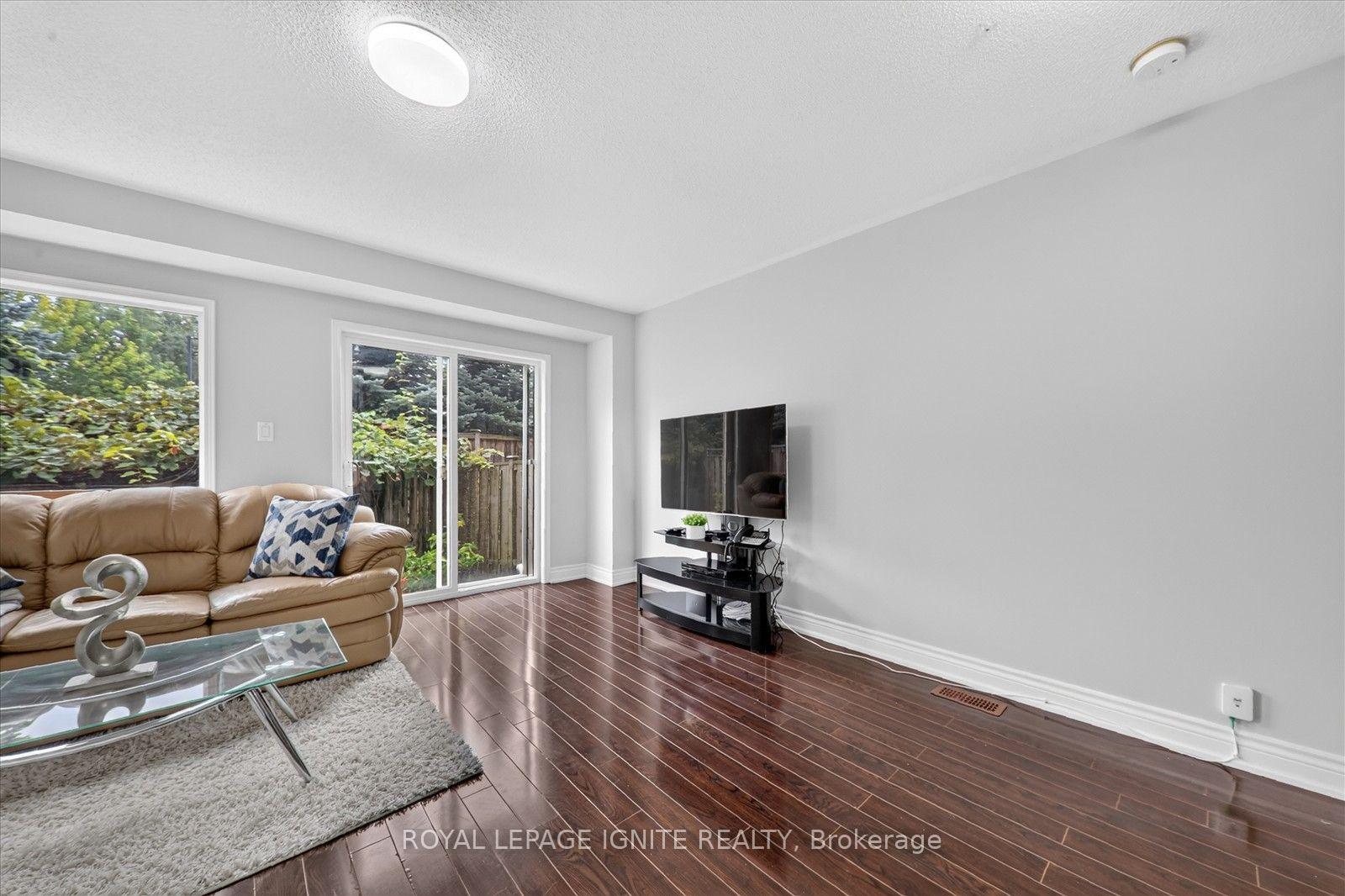 Photo 27 of 135 Conn Smythe Drive, Scarborough, Scarborough Village — HOMEH