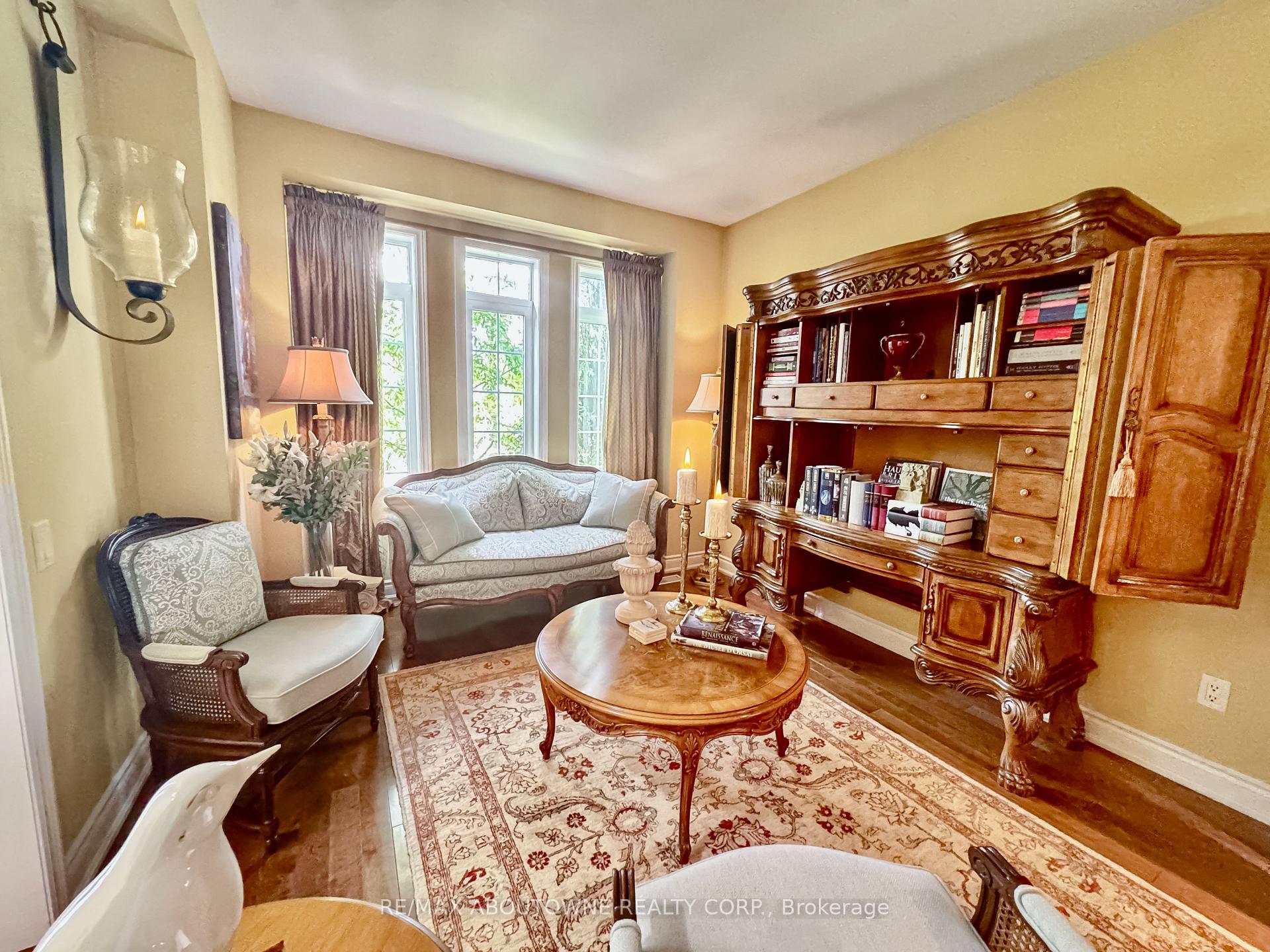 Photo 9 of 434 Nautical Boulevard, Oakville, Bronte — HOMEH