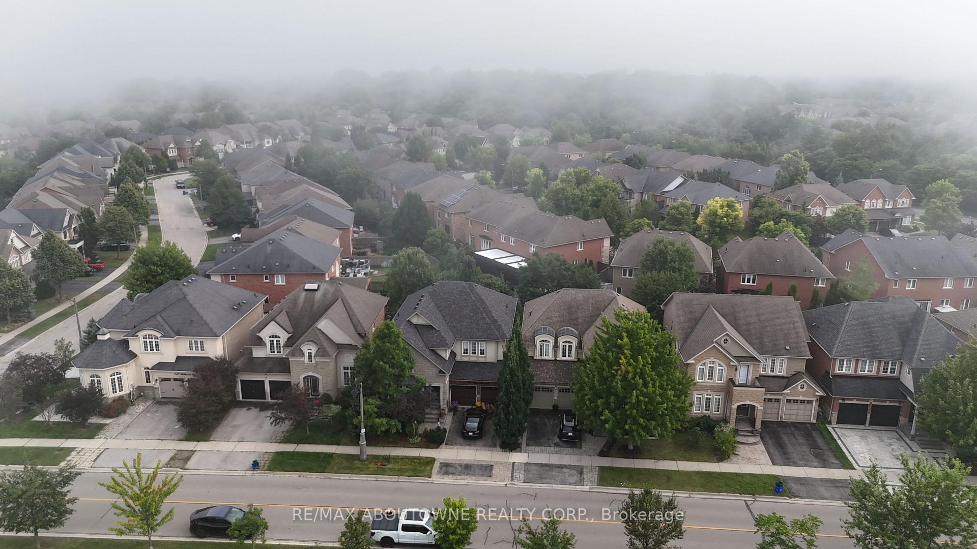 Photo 24 of 434 Nautical Boulevard, Oakville, Bronte — HOMEH