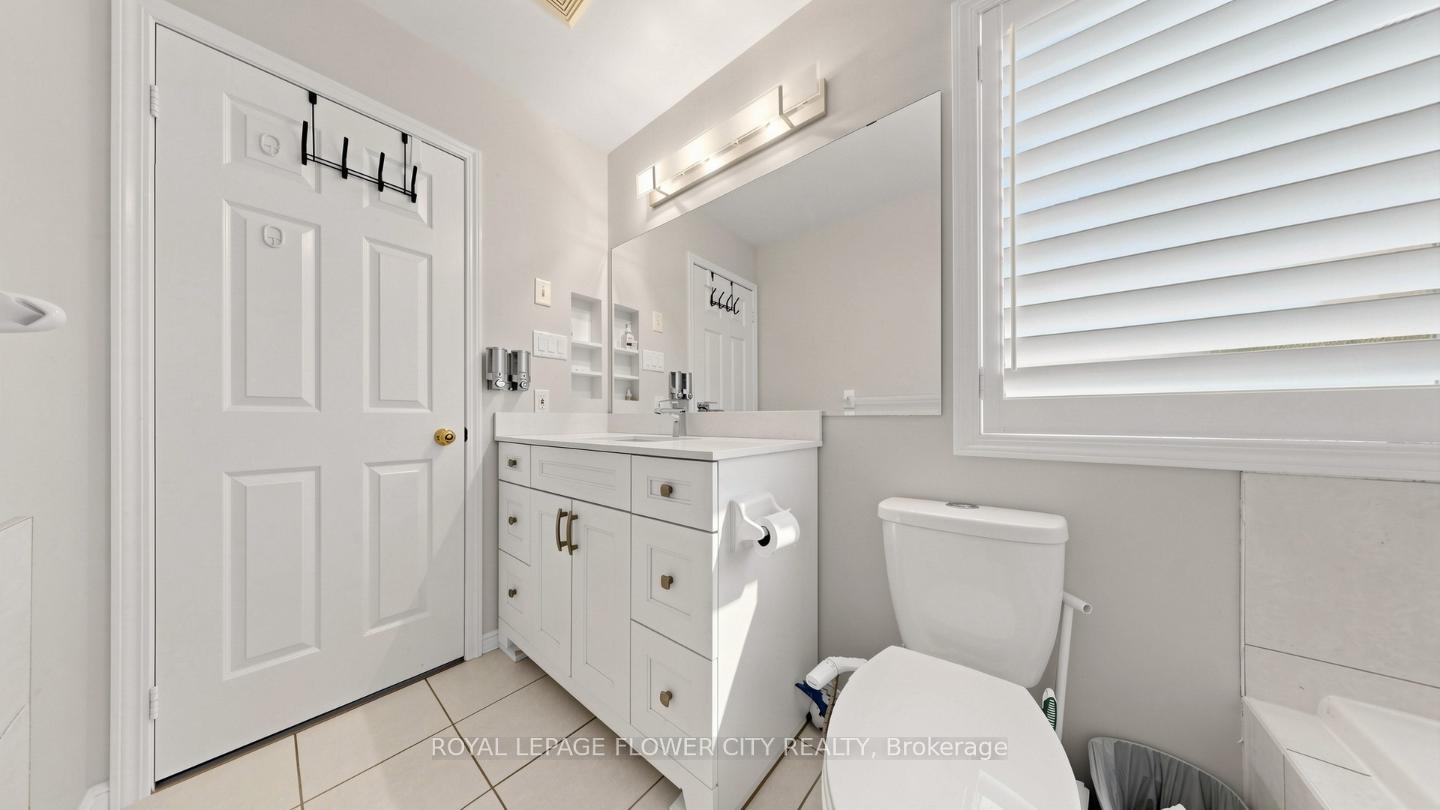 Photo 31 of 70 Boom Road, Vaughan, Vellore Village — HOMEH