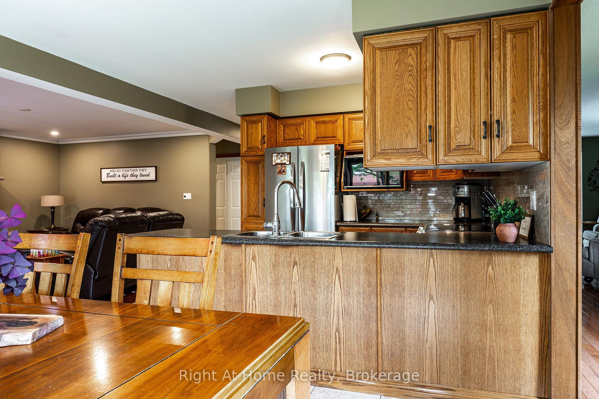 Photo 15 of 27 Kay Street, Stratford — HOMEH