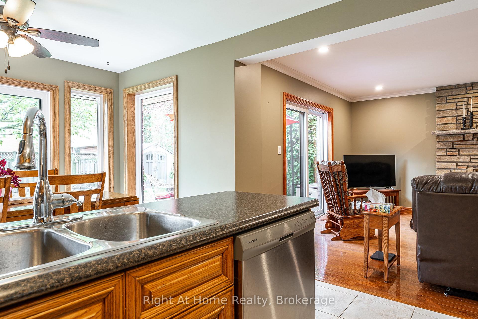 Photo 18 of 27 Kay Street, Stratford — HOMEH